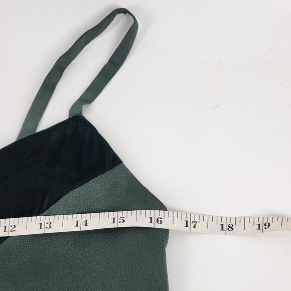 Anthropologie Dolan Velvet Vertex Tank Top Size XS Emerald Green V-Neck Casual - Picture 9 of 9